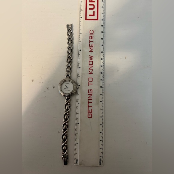 Vintage Lot of Two Women’s Silver Rectangular and Circular Wristwatches Giorgio - Picture 10 of 13